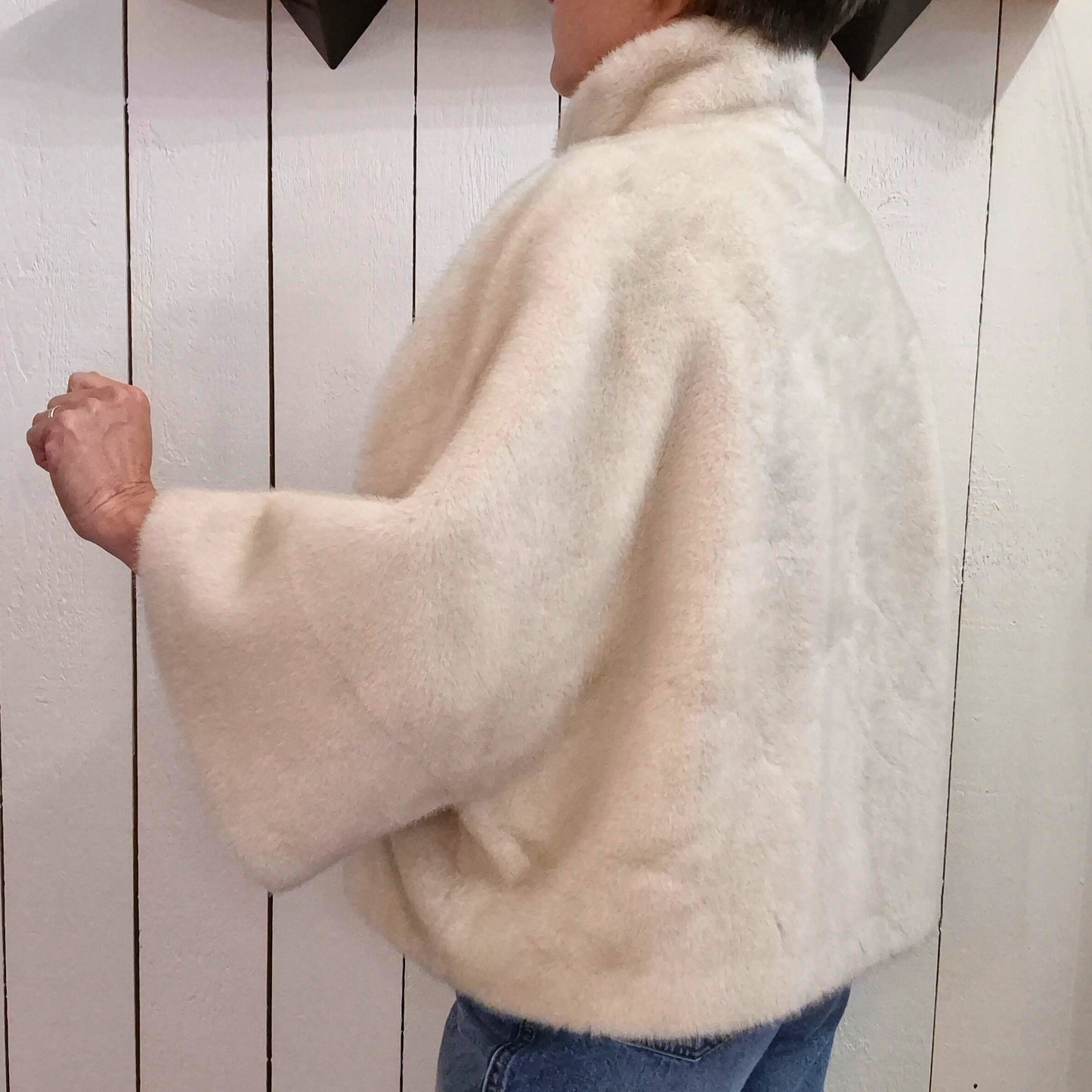 Veste fausse fourrure