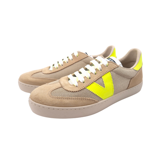 Baskets beiges